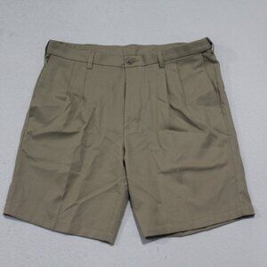 Cool 18 Pro Men Tan Golf Shorts Pleasted Size 38